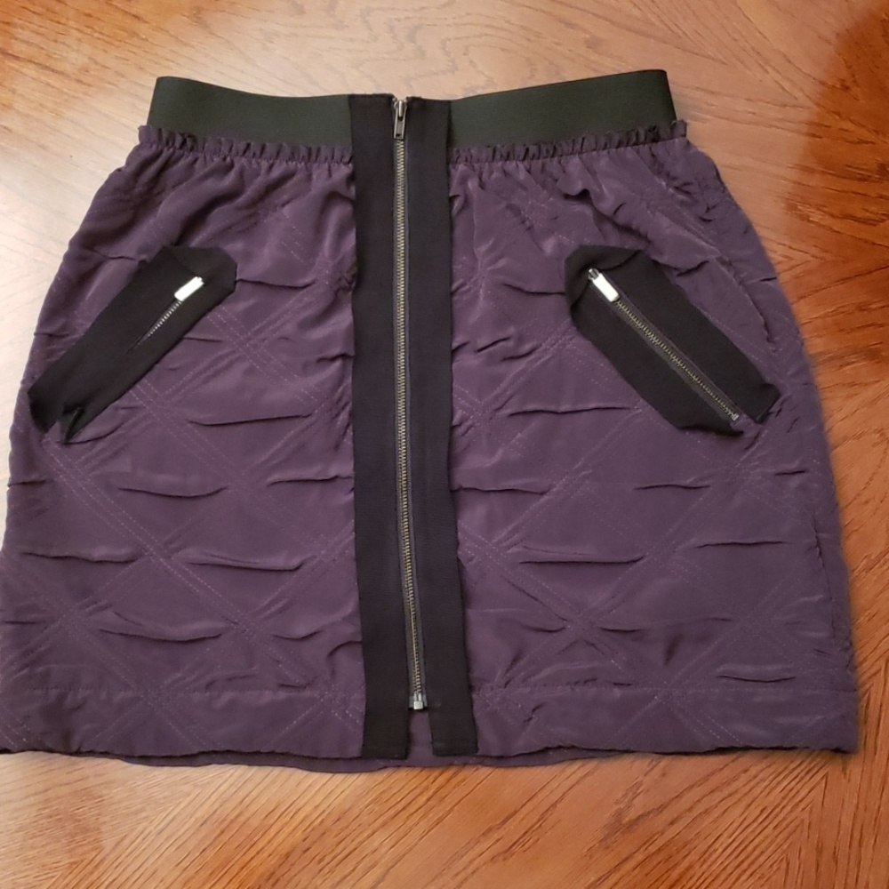LEIFNOTES 💝UNUSUAL CUTE SKIRT. Made in London  ( only bundle of 3)